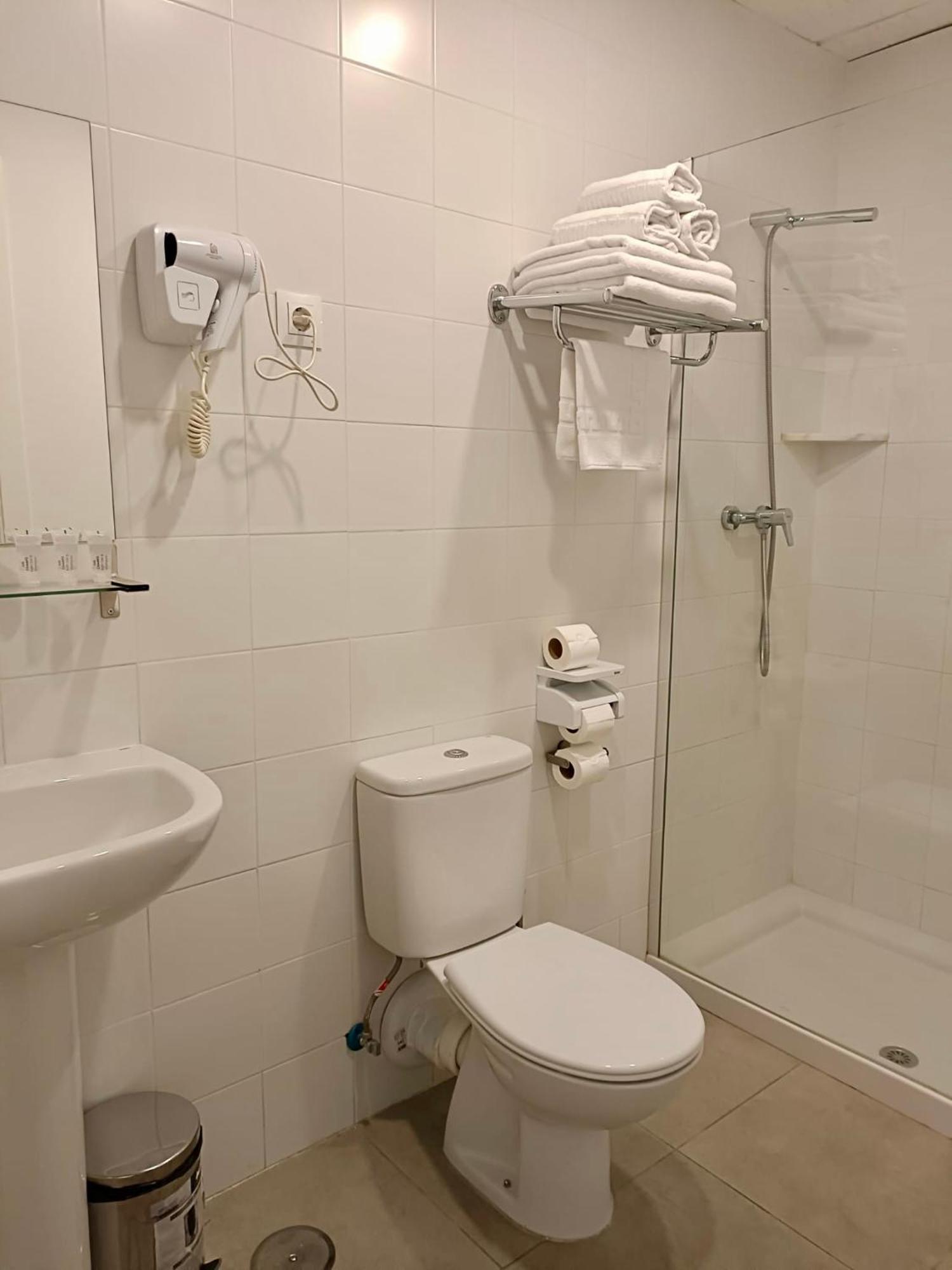 Apartahotel Golden Alcala Alcala de Henares Ngoại thất bức ảnh