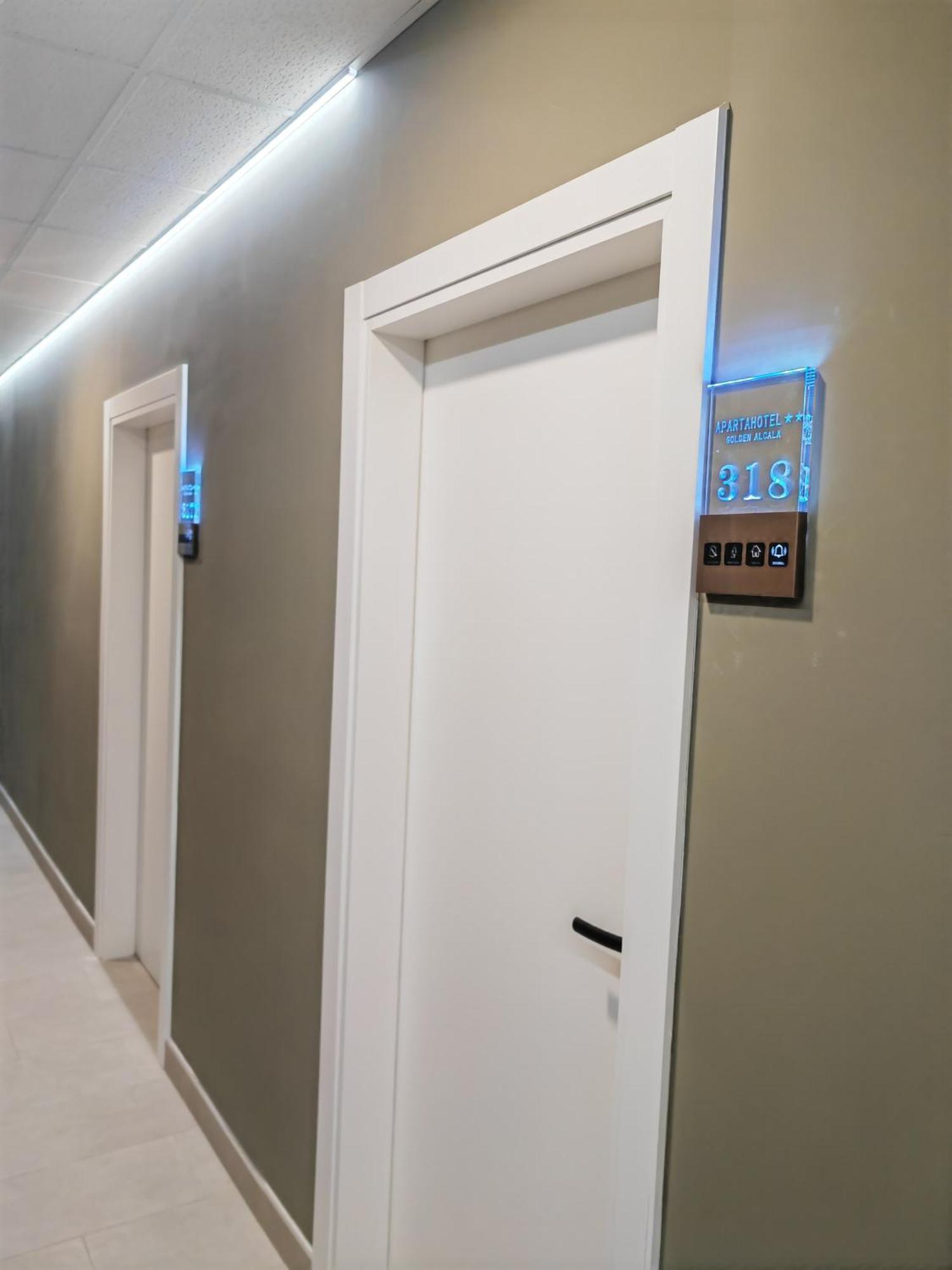 Apartahotel Golden Alcala Alcala de Henares Ngoại thất bức ảnh